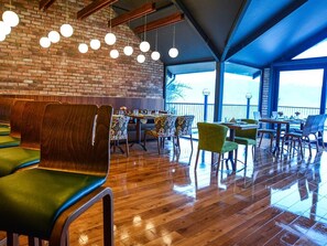 Breakfast, lunch and dinner served - Koliva Otel (Artvin)