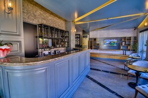 Bar (in der Unterkunft)