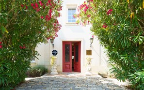 Front of property - Hôtel de Margaux (Margaux-Cantenac)