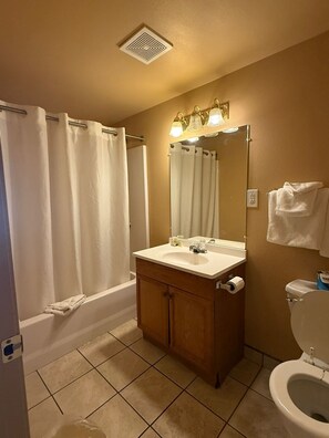 Free toiletries, towels