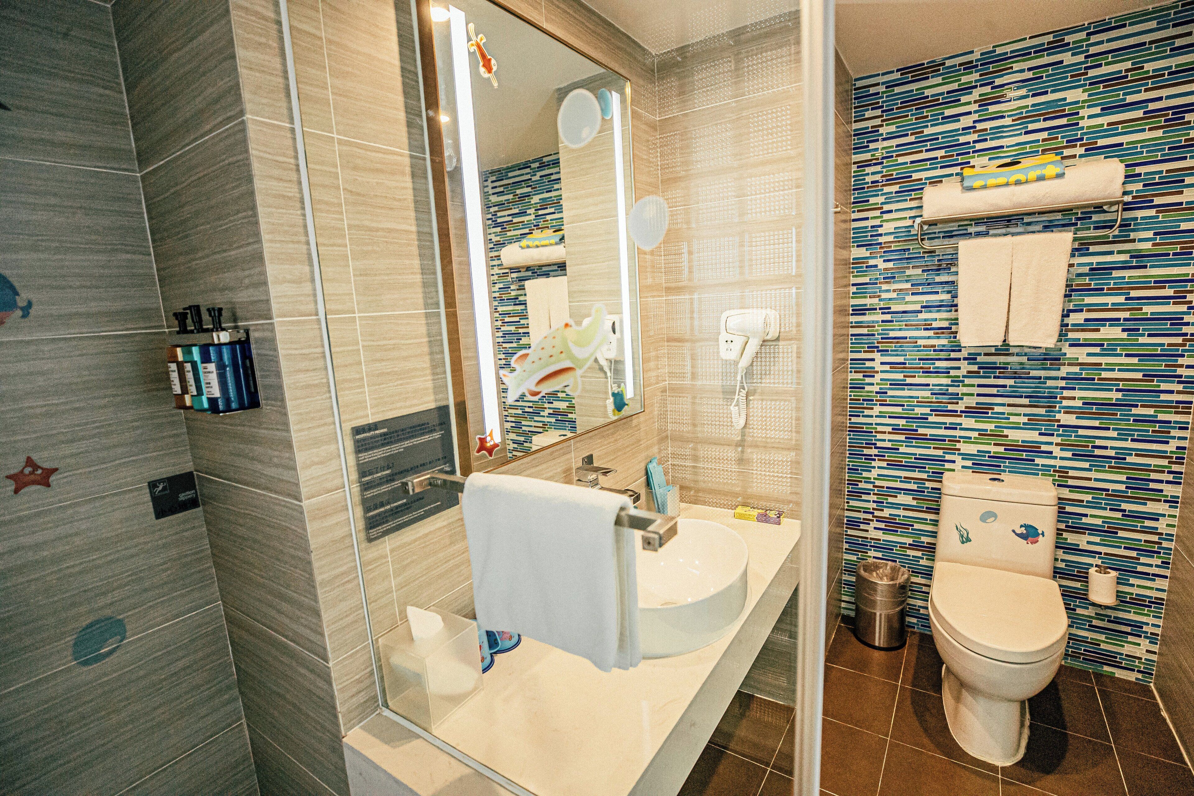 Chambre Standard, plusieurs lits (Kids Theme) | Salle de bain
