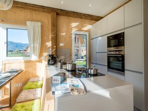 Refrigerador, microondas, parrilla de estufa y lavavajillas 