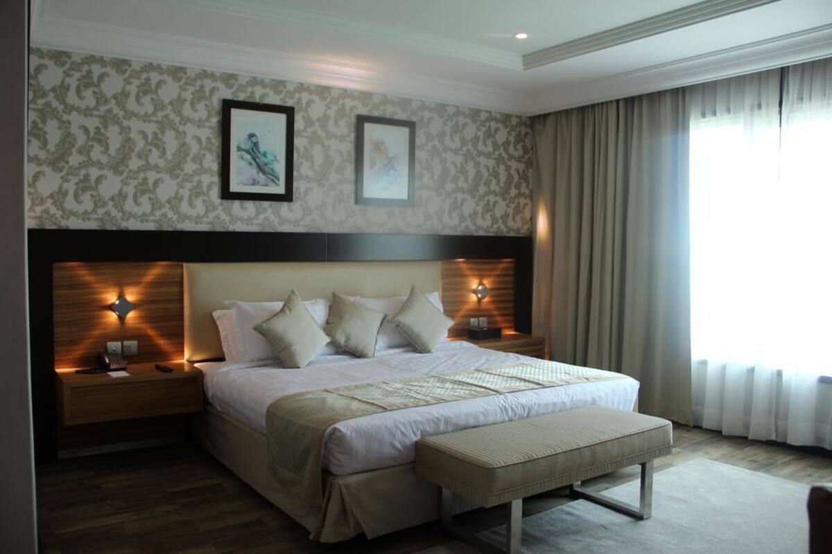 Coffres-forts dans les chambres, rideaux occultants, Wi-Fi gratuit