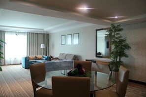 Télévision LED de 50 pouces avec chaînes par satellite, télévision