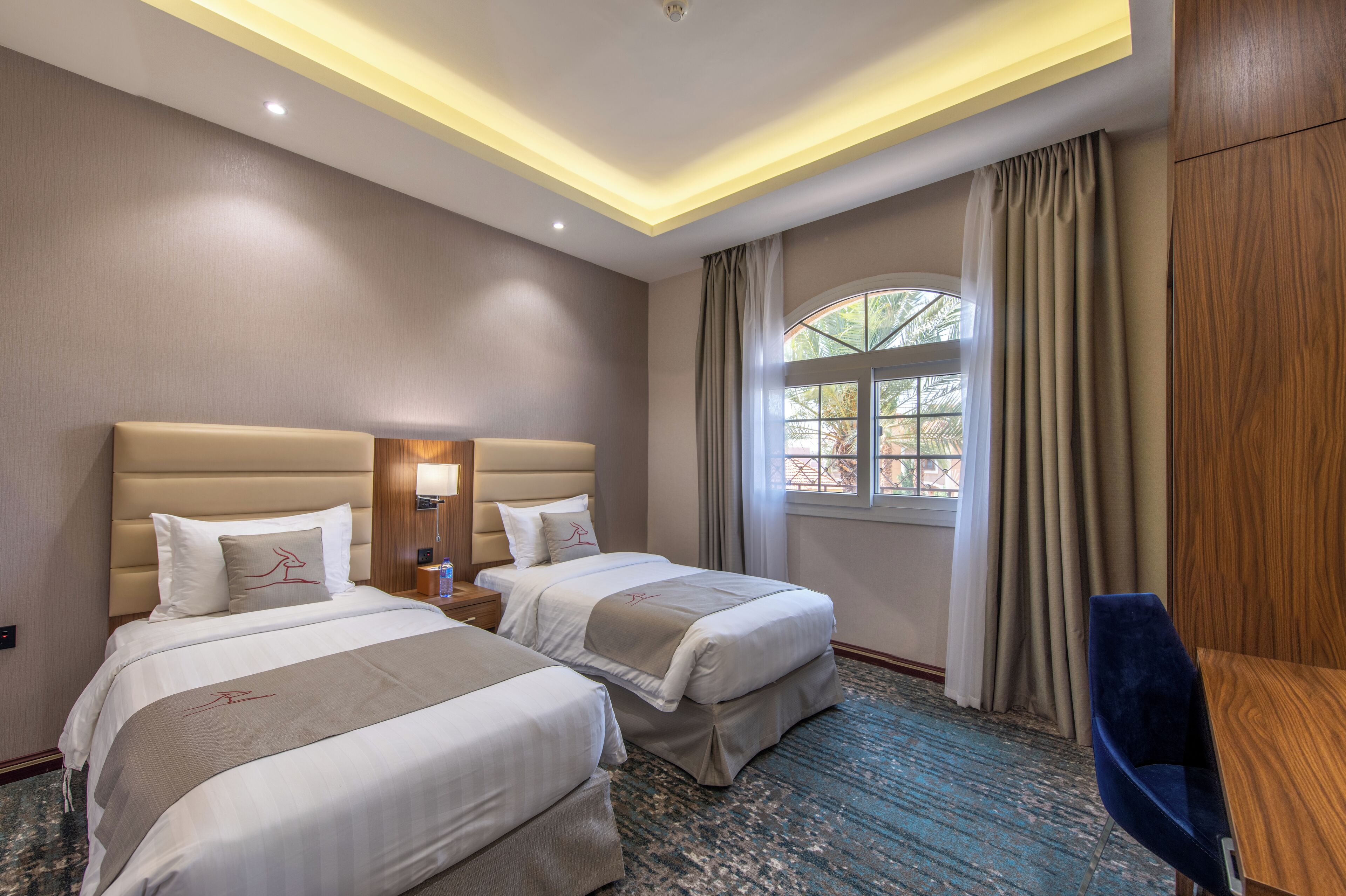 royal villa | premium bedding, in-room safe, desk, blackout curtains