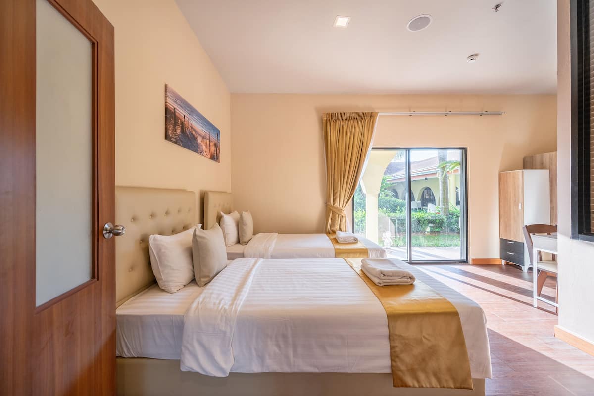 Family Room, Pool View