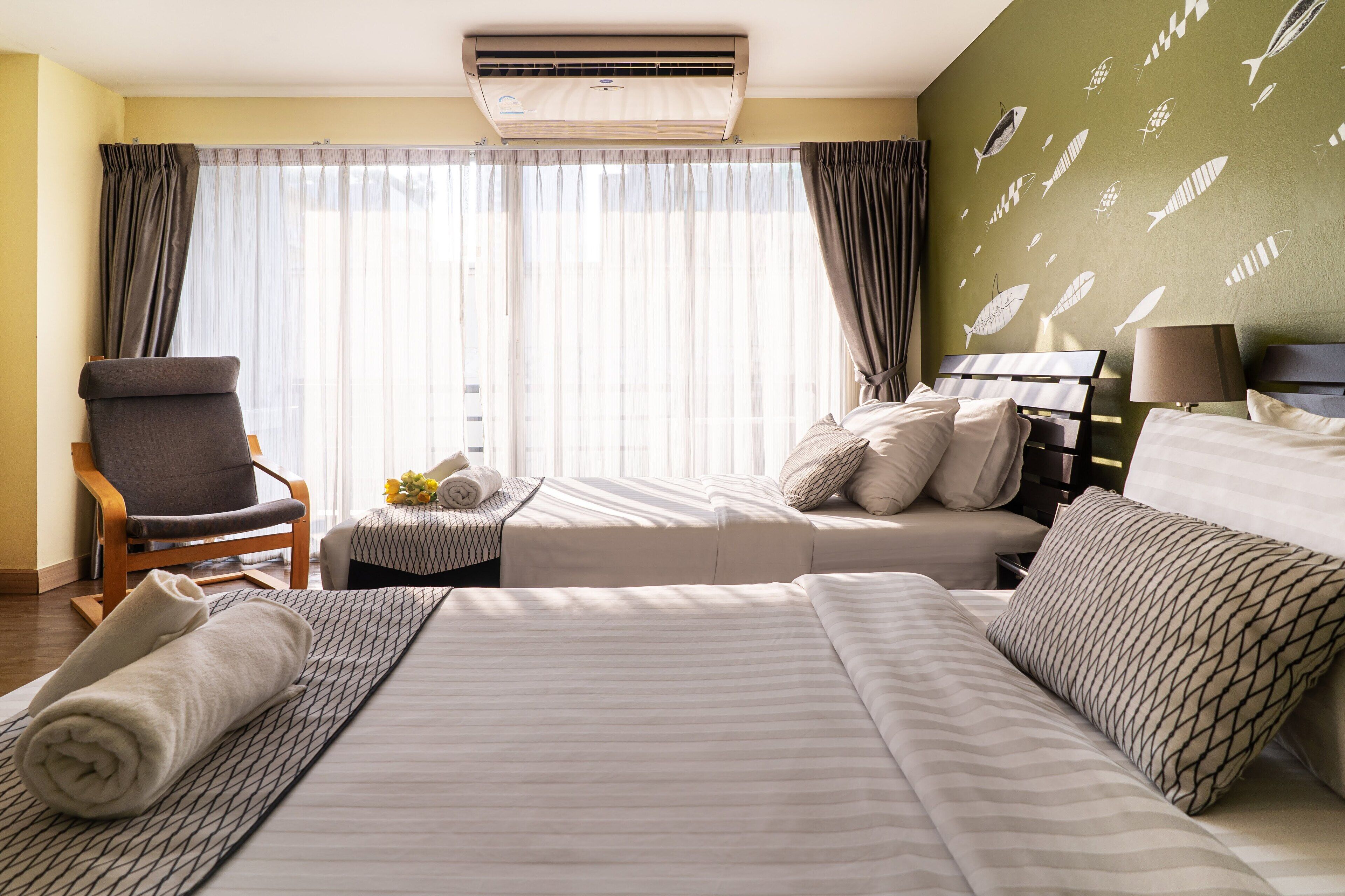 superior studio | minibar, in-room safe, individually decorated, desk