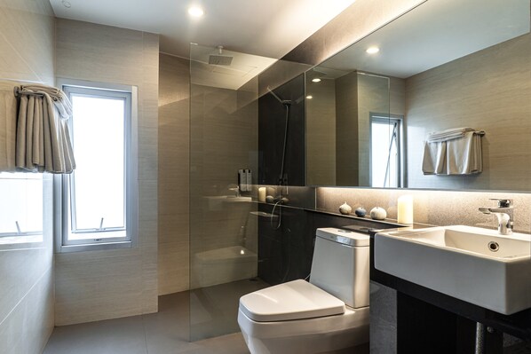 Bathroom - Ploen Place Residence (Pattaya)