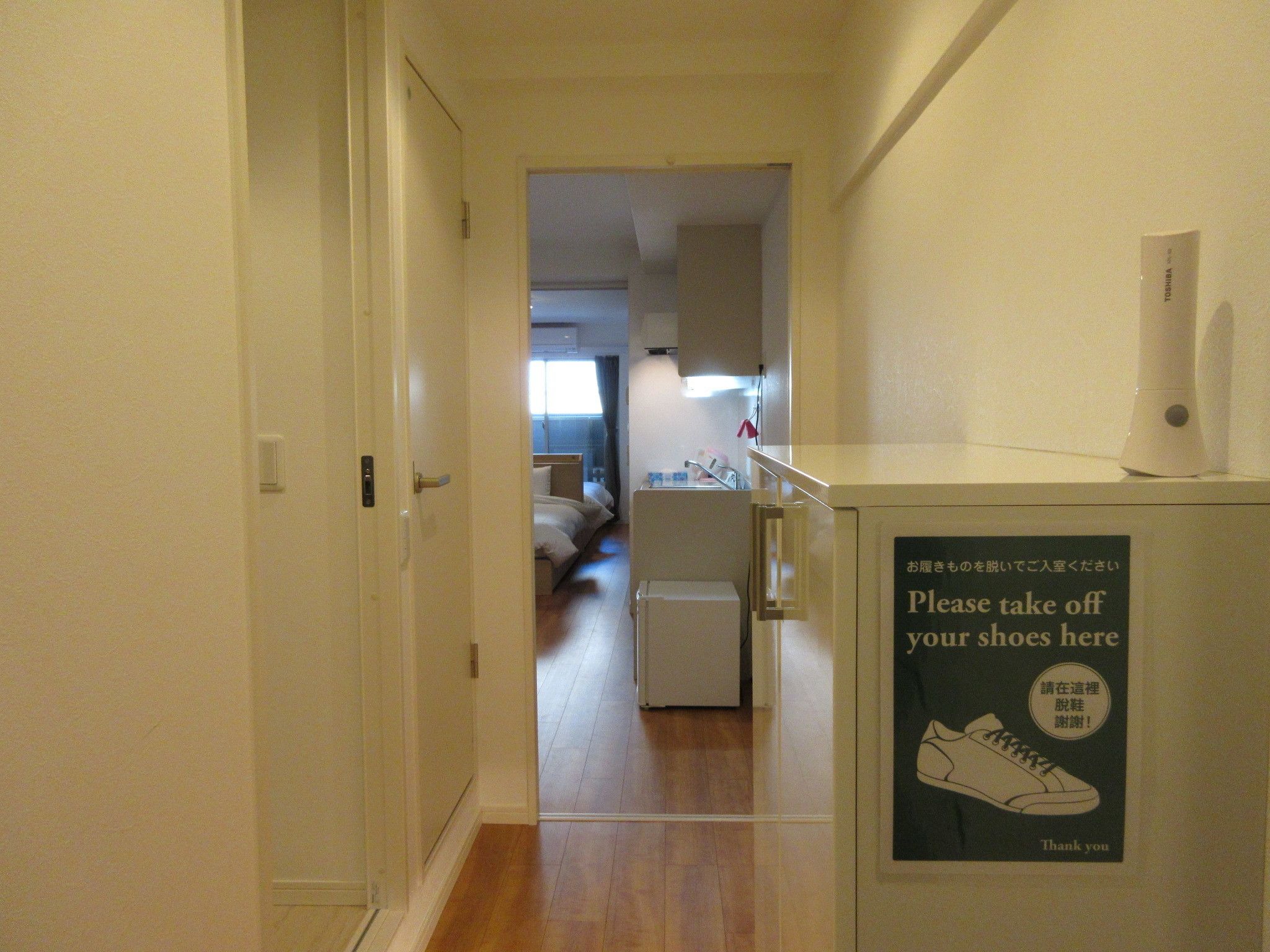 twin room for 1 guest | free wifi