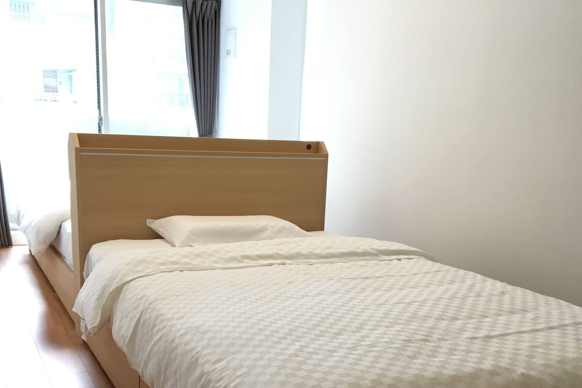 Twin Room For 1 Guest | WiFi (free)