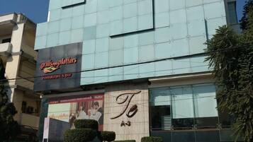 Façade de lâhĂ©bergement