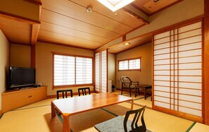 Traditional Room, Smoking | Desk, free WiFi - Kinosaki Onsen Kawaguchiya Honkan (Toyooka)