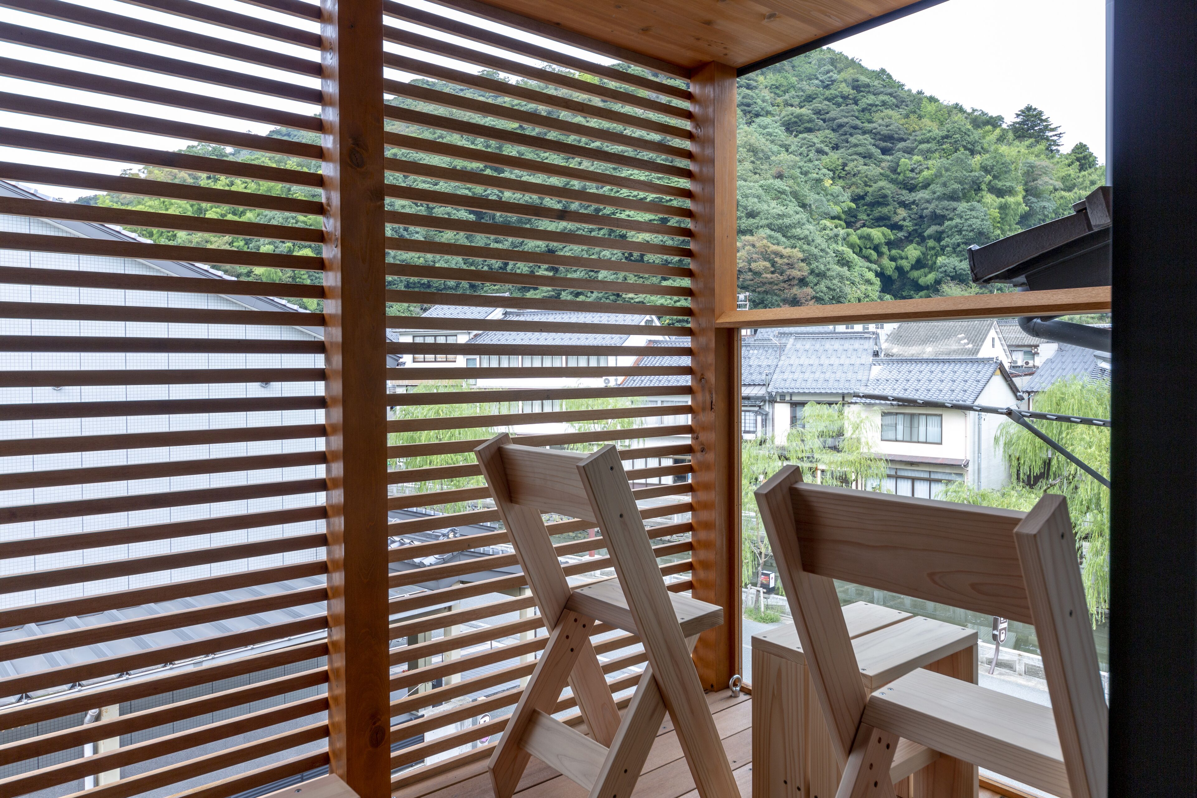Traditional Room | Terrace/patio