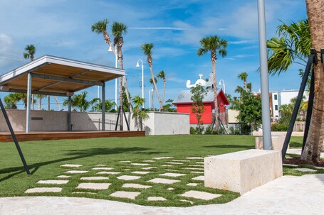The Perry Hotel Marina Key West - Image 104