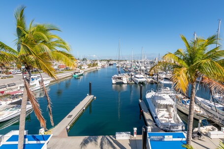 The Perry Hotel Marina Key West - Image 36