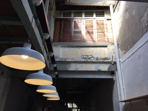 Interior - The Frame Guesthouse - Hostel (George Town)