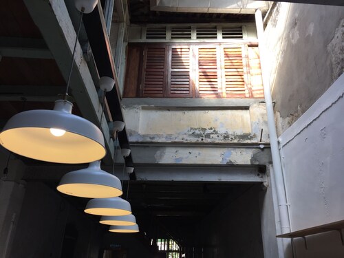 The Frame Guesthouse - Hostel