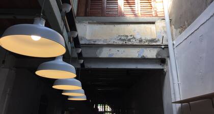 The Frame Guesthouse - Hostel