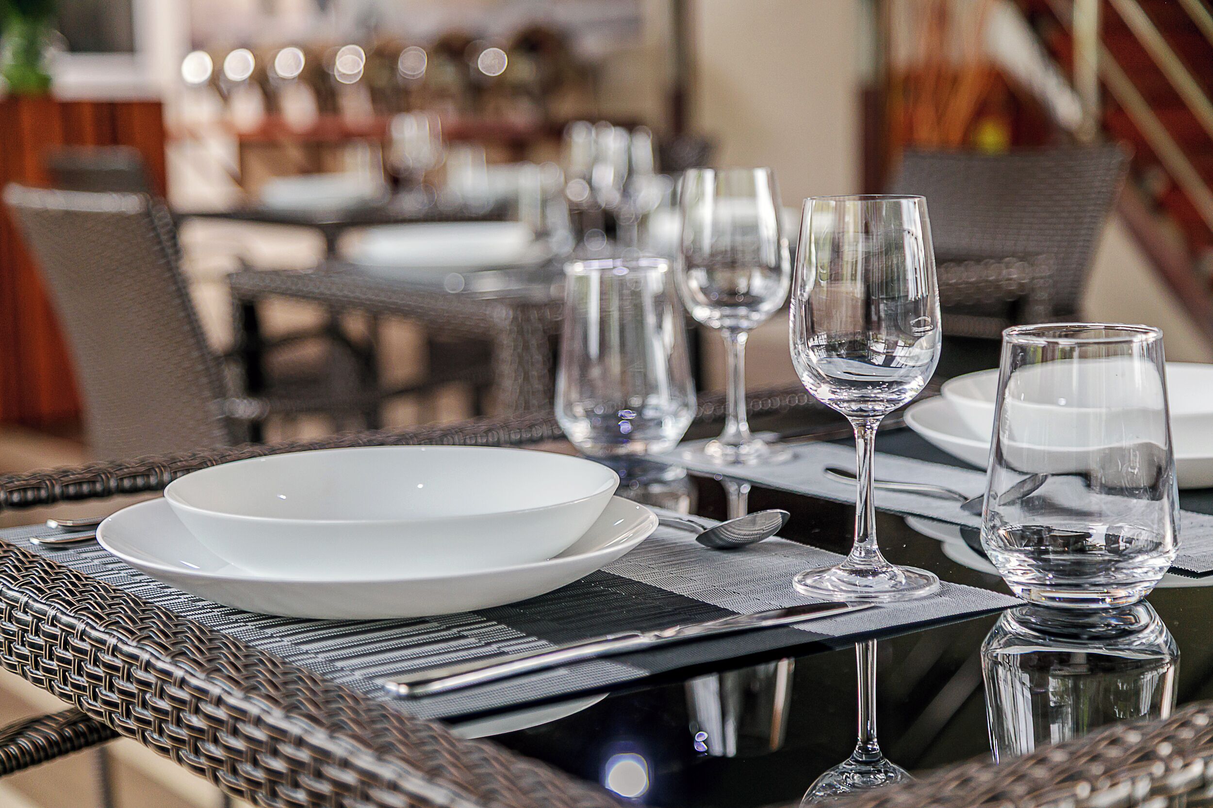 Der serveres morgenmad, frokost, aftensmad og internationale retter 