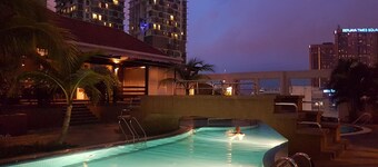 Balkoni Hijau at Casa Mutiara KL