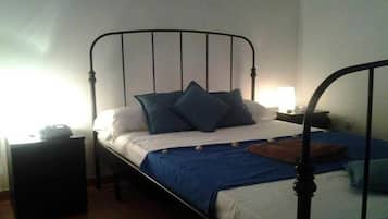 Family Duplex | 1 bedroom, minibar, free WiFi, bed sheets