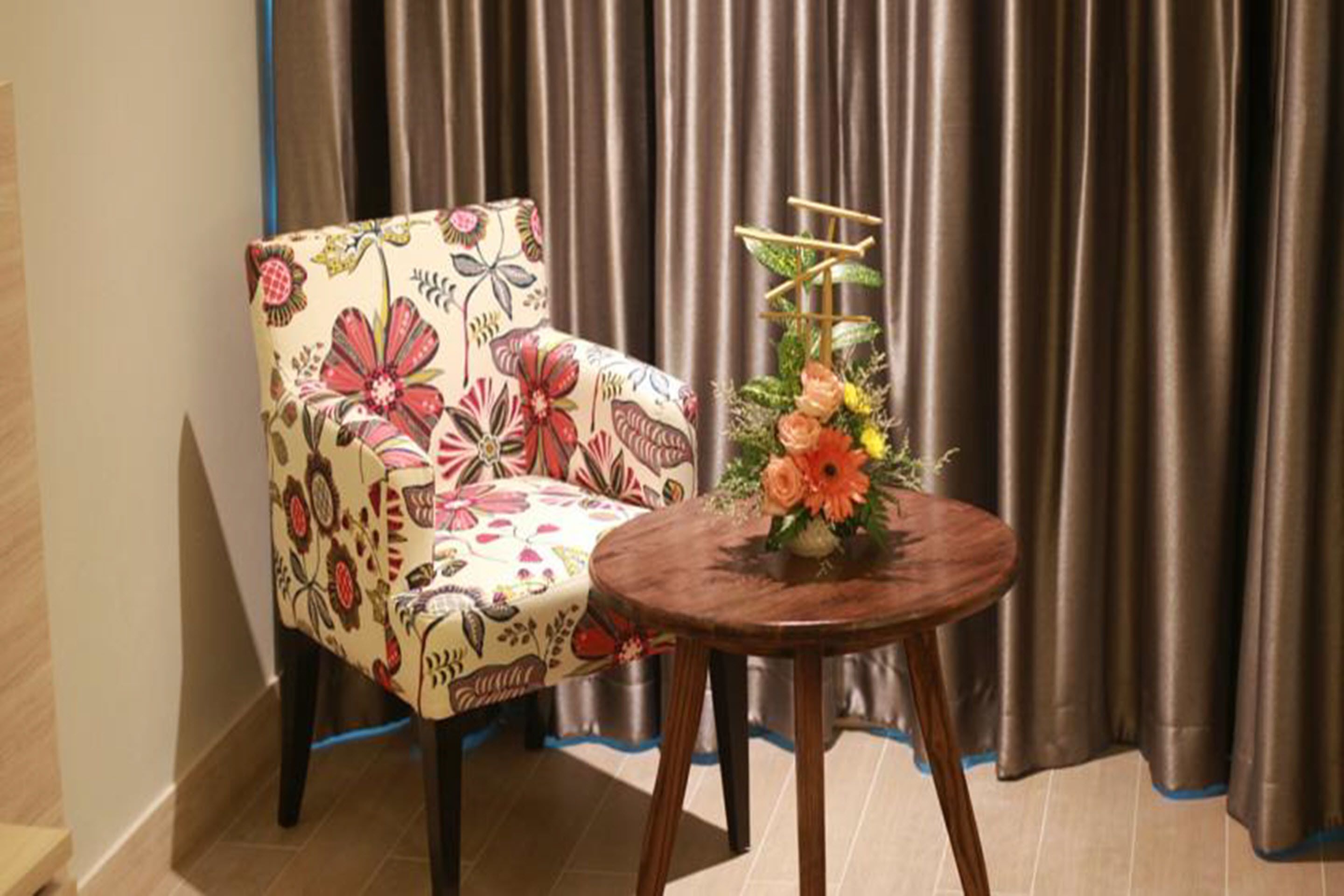 superior double room | 1 bedroom, free minibar items, in-room safe, desk