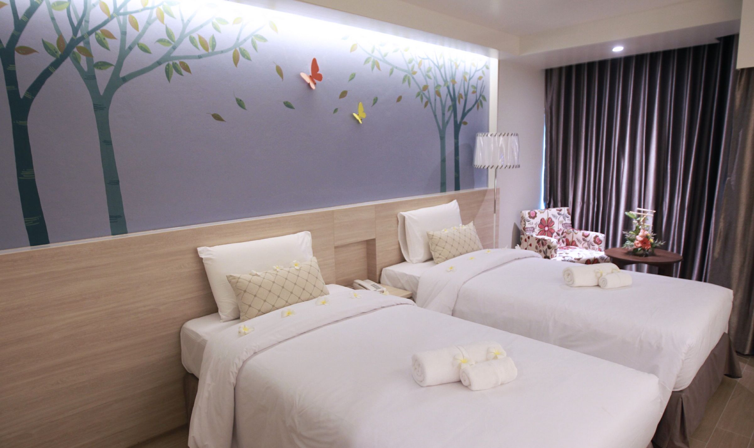 superior double room | 1 bedroom, free minibar items, in-room safe, desk