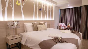 Free minibar items, in-room safe, desk, blackout drapes