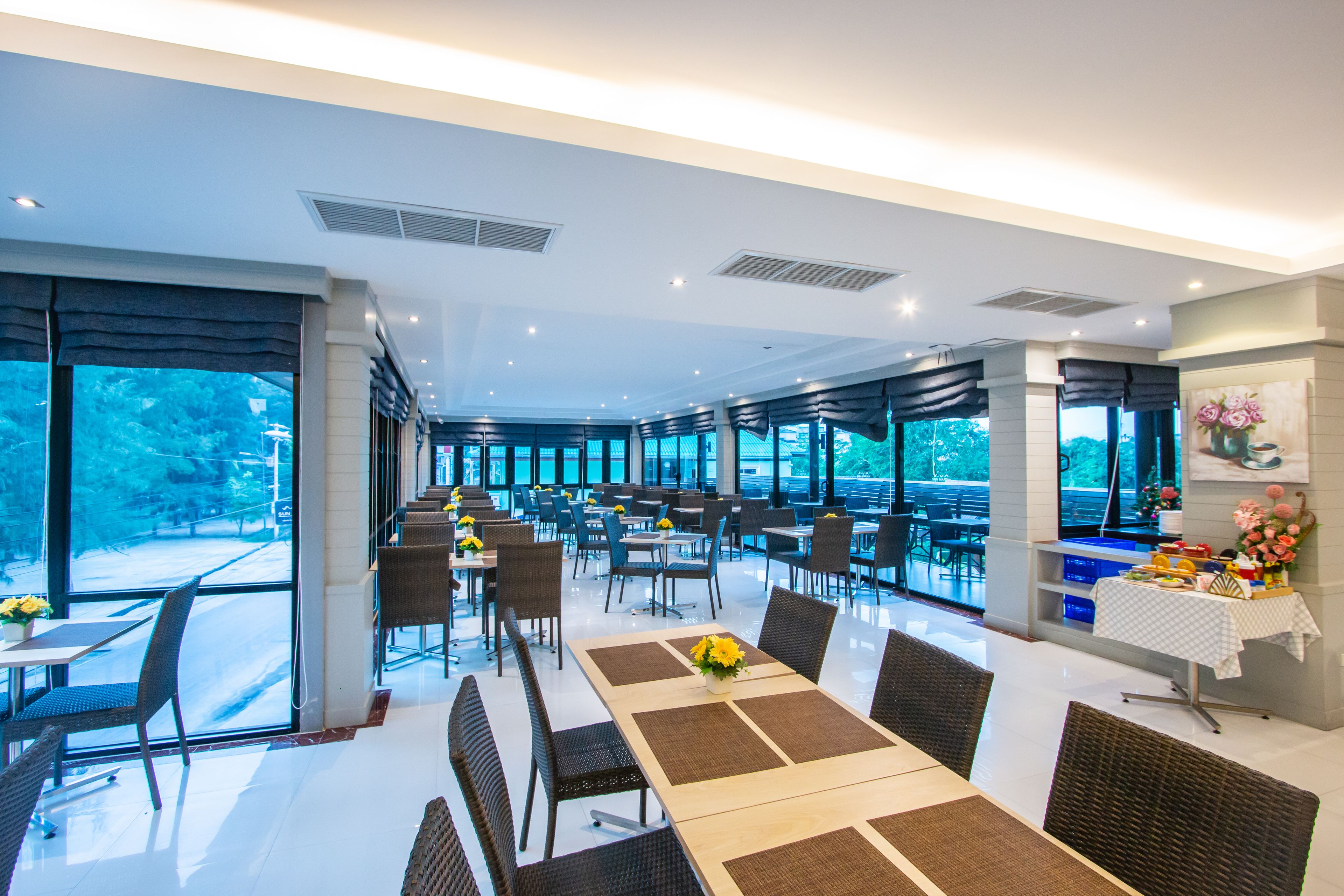 Café da manhã inglês todos os dias mediante uma taxa