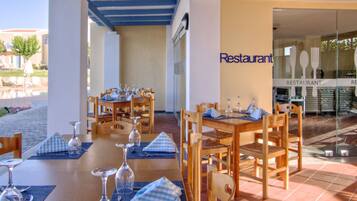 Frühstück, Mittagessen, Abendessen, mediterrane Küche