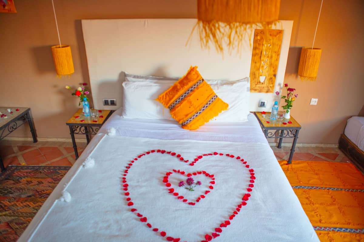Suite, Private Bathroom (ACACIA) | WiFi (free)