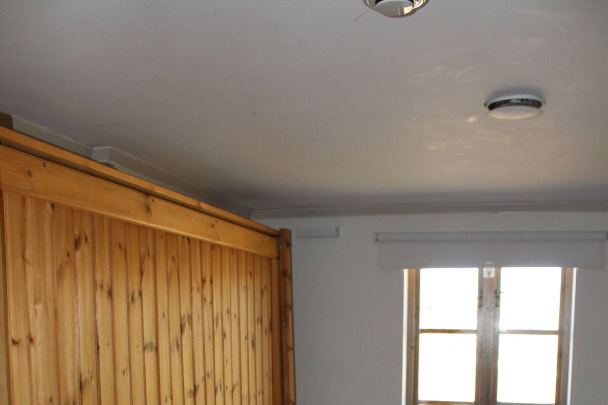 Basic Quadruple Room, 2 Twin Beds and 1 Bunk Bed, Shared Bathroom | Blackout drapes, WiFi (free)