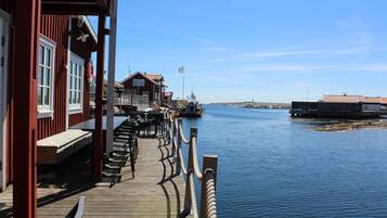 Se sirven desayunos, almuerzos y cenas; cocina local
