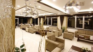 Ảnh chưa phân loại, 3 trong số 37 ảnh, nút