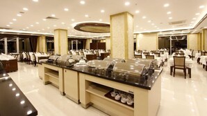 Ảnh chưa phân loại, 5 trong số 37 ảnh, nút