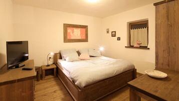 Studio | Een bureau, babybedden (toeslag), extra bedden (toeslag), gratis wifi
