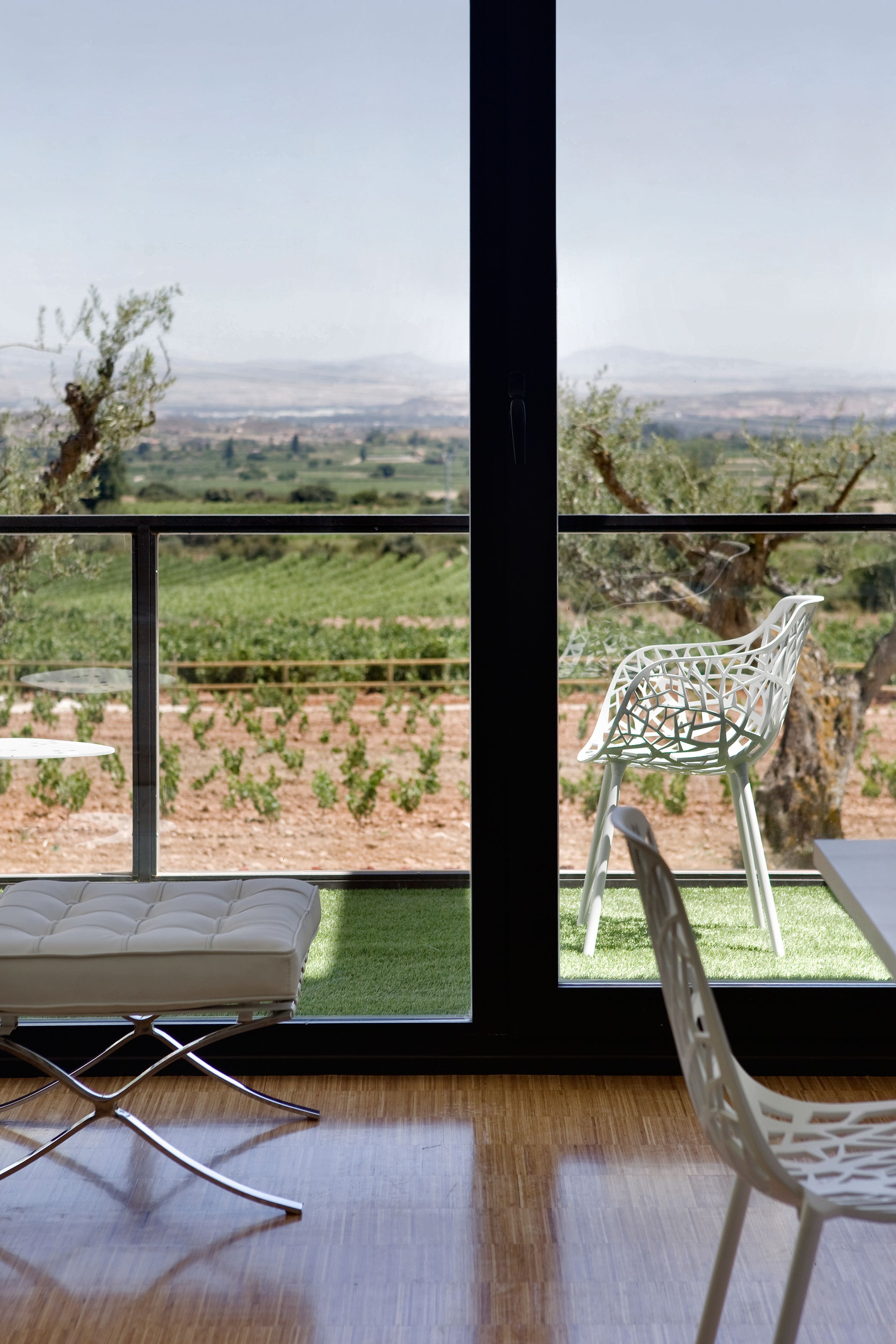 Habitación doble superior | Minibar, caja de seguridad en la habitación y escritorio 