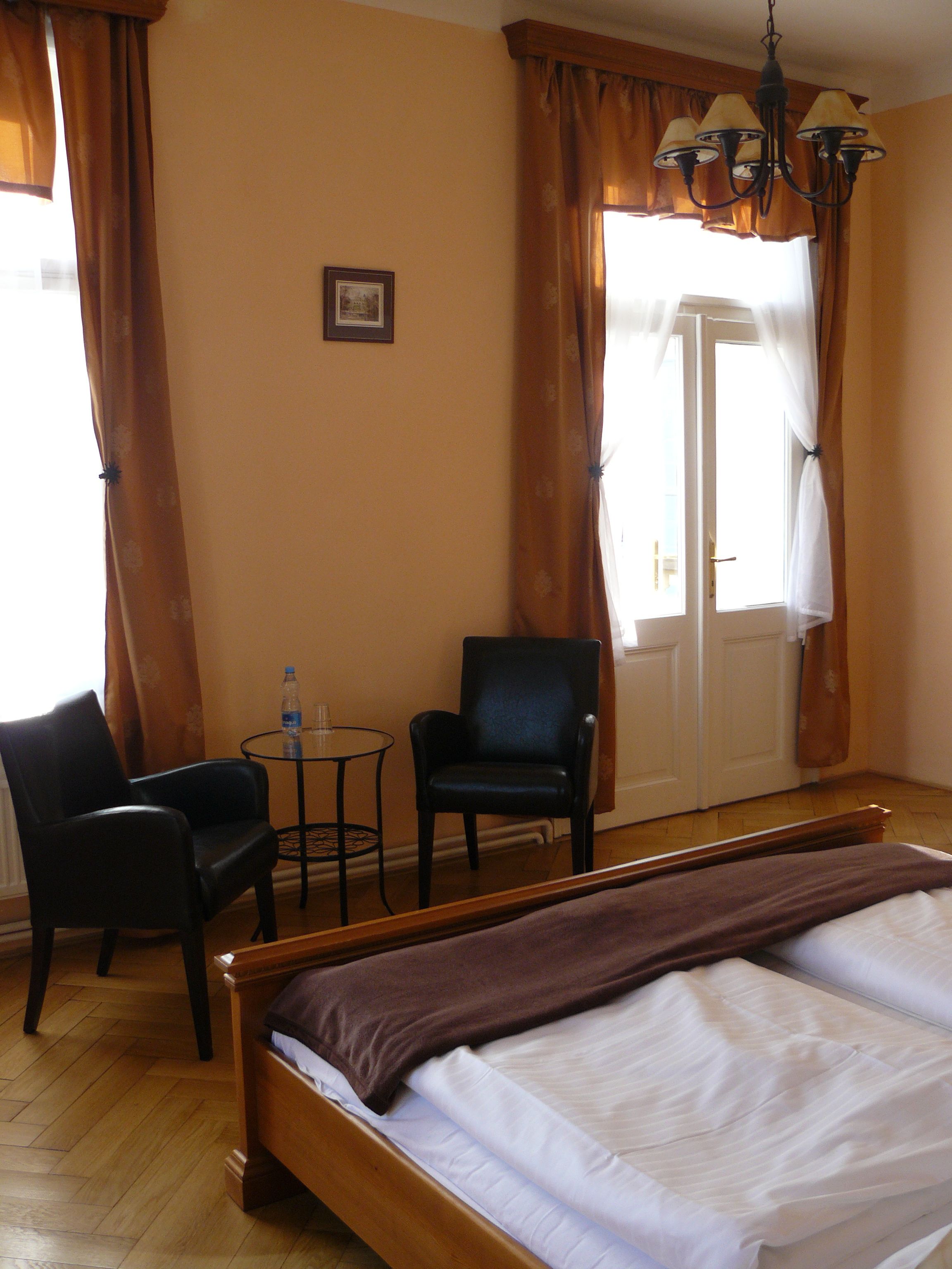 desk, blackout curtains, iron/ironing board, free wifi