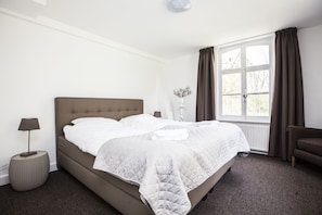 Executive Double Room | Blackout curtains, rollaway beds, free WiFi, bed sheets - Klooster Nieuwkerk Goirle (Goirle)