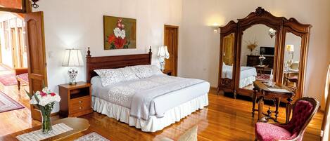 Quarto design | Roupas de cama premium, edredons de pluma, individualmente decorados