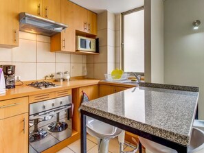 Apartment, 1 Bedroom | In-room dining - Urban Breeze (Santiago)