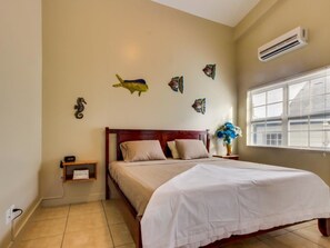 Apartment, 1 Bedroom | 1 bedroom, free WiFi - Downtown Nest (San Pedro)
