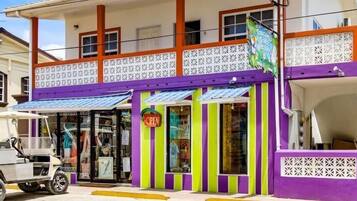 Apartment, 1 Bedroom | Front of property