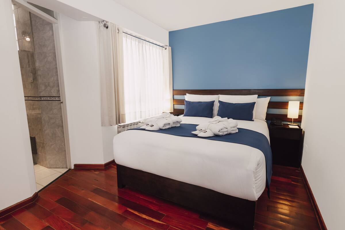 Superior Double Room, 1 Queen Bed | Premium bedding, down comforters, minibar, in-room safe