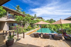 Kolam renang terbuka 