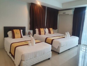 Deluxe Triple Room - Retreat Resort Pattaya (Pattaya)