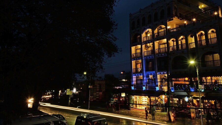 Hotel Raniban Arcade