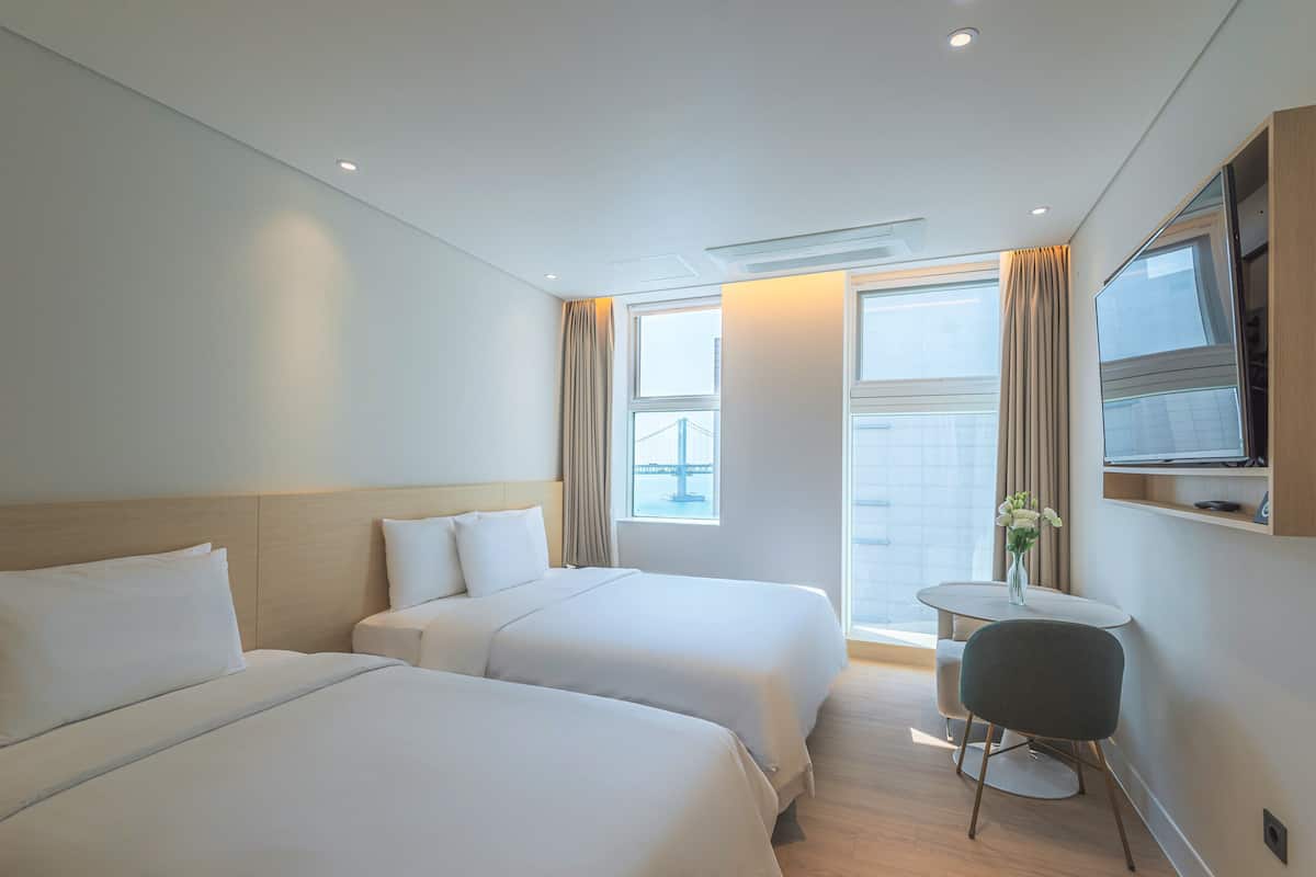 Premium Twin kamer | 1 slaapkamer, luxe beddengoed, pillowtop-bedden, een kluis op de kamer