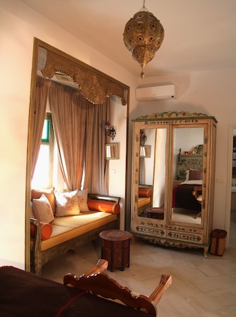 Superior Room (Ganaria) | In-room safe, individually decorated, individually furnished, desk