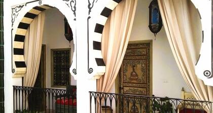 El Patio Courtyard House